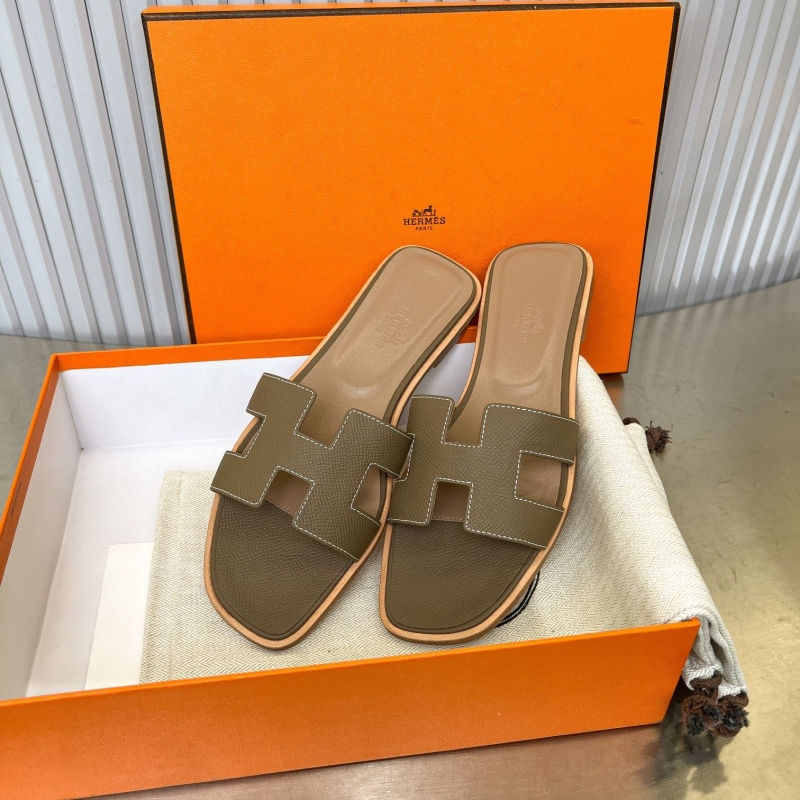 Hermes Slippers